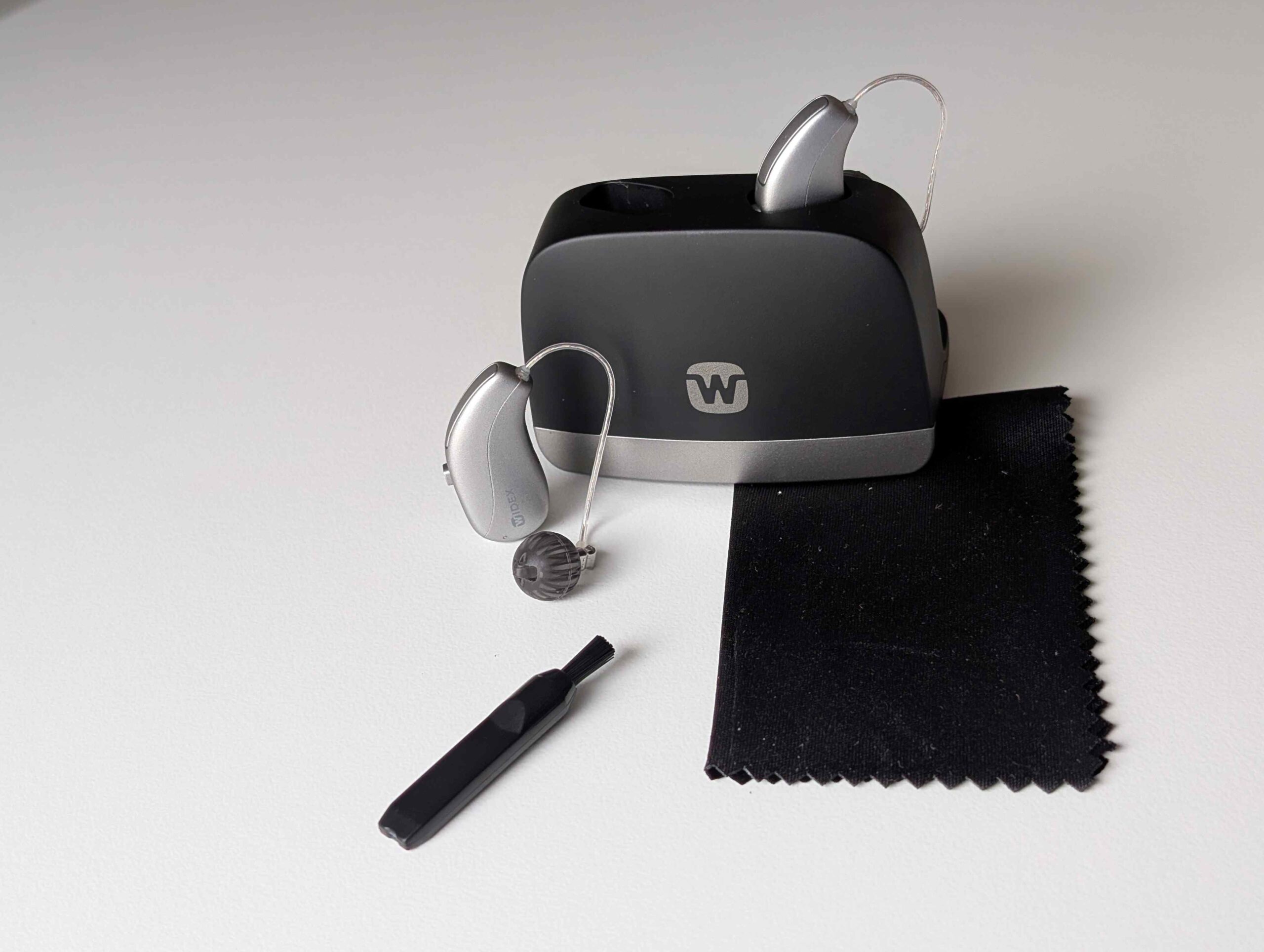 Guide to cleaning your hearing aids